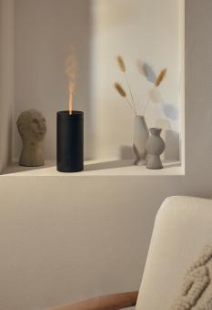 images/productimages/small/sf-lucy-black-lifestyle2-wall-portrait.jpg